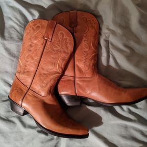 Dingo women's cowboy boots